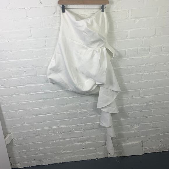 Elliatt White One-Shoulder Mini Dress - Picture 2 of 6